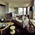 Mercure Lyon Eurexpo Отель 4*