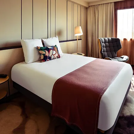 Mercure Lyon Eurexpo ז'נה